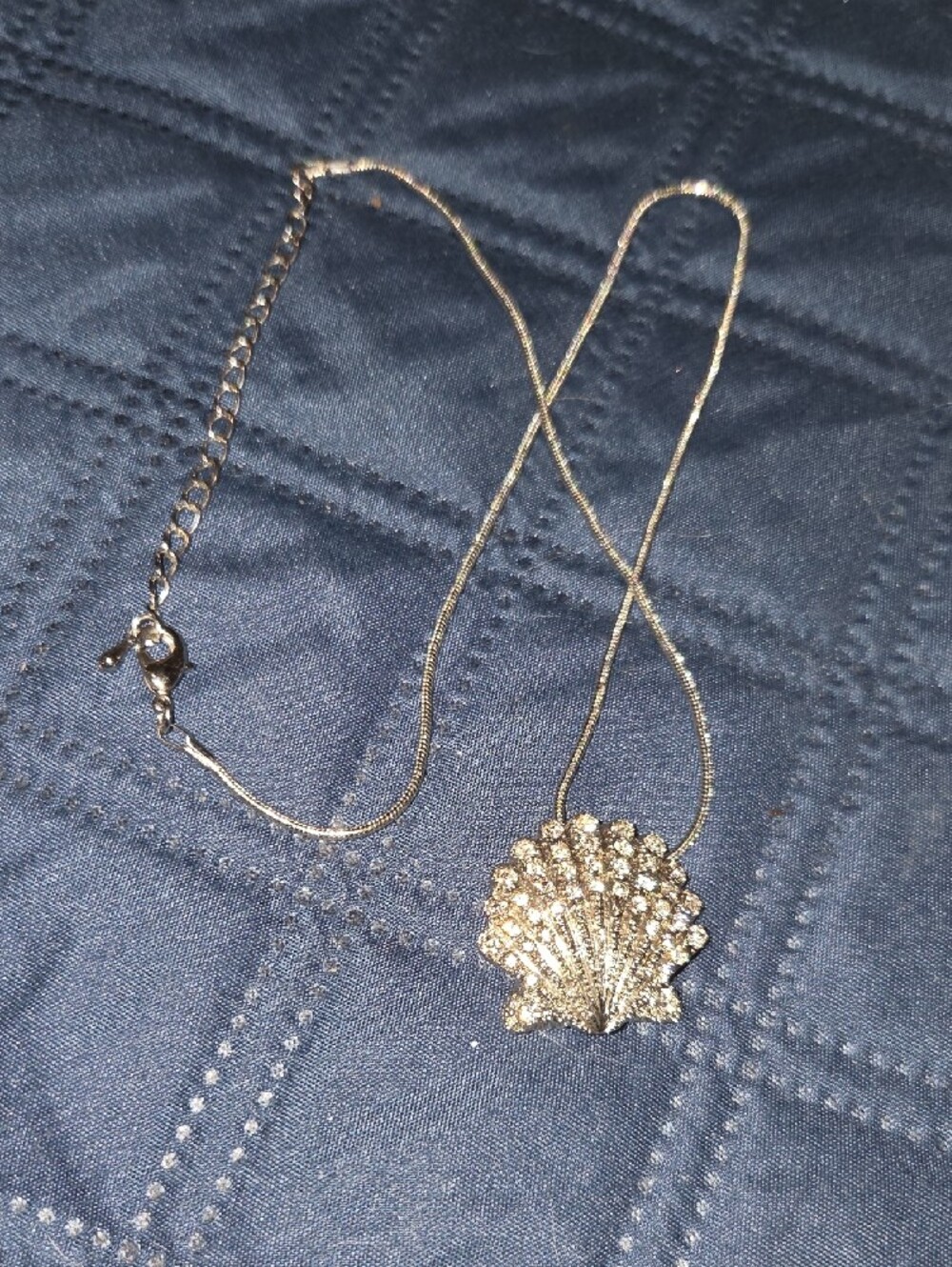 Silver Shell Pendant Necklace - Women's Jewelry - Picture 3 of 7